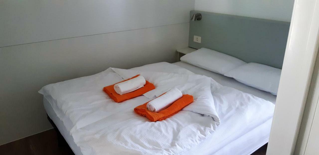 Mobile Homes And Apartment - Terme Catez Catez ob Savi Eksteriør bilde